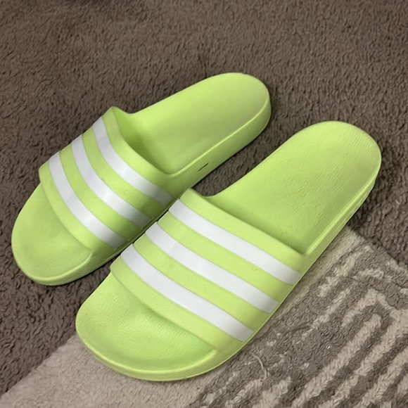 Women’s Adidas Slides - Picture 2 of 3
